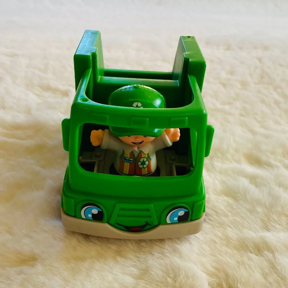 Fisher-Price Little People Green Recycling Truck and Orange Truck Toy